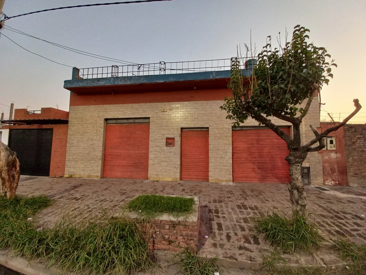 VENTA DE CASA CON LOCAL