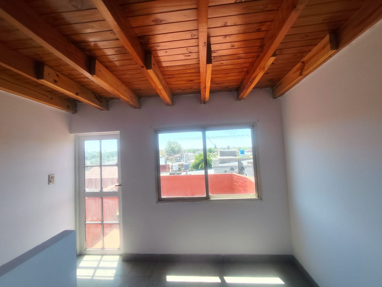 SE ALQUILA TRIPLEX
