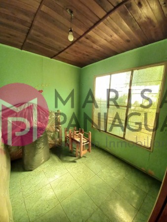 CASA DE DOS PLANTAS CON LOCAL