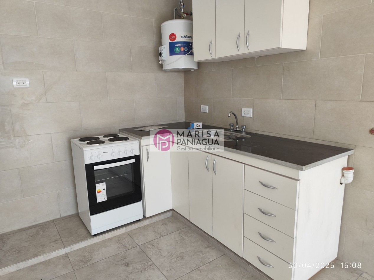 ALQUILER DE DPTO TRES AMBIENTES